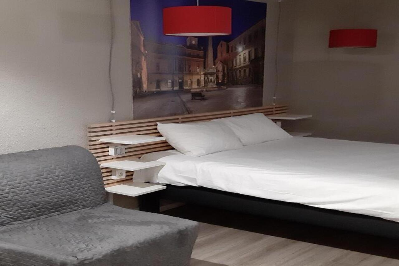 Ibis Arles Hotel Exterior photo
