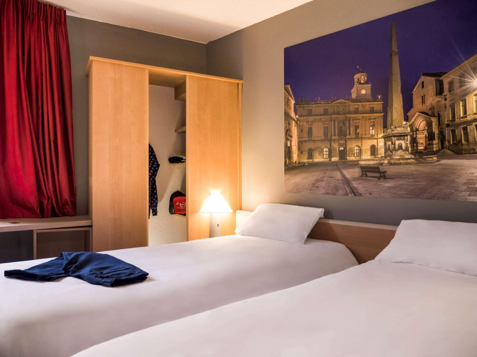 Ibis Arles Hotel Exterior photo