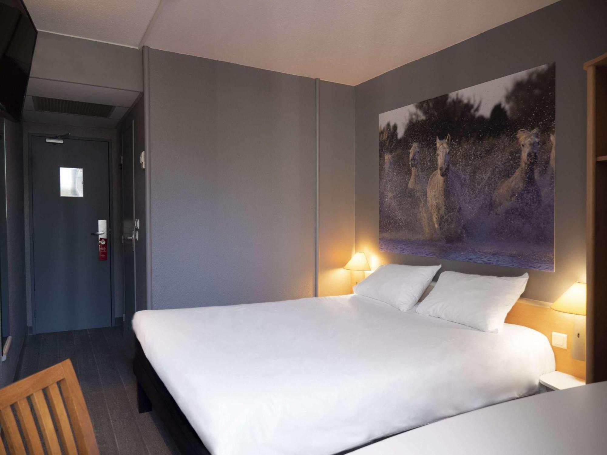 Ibis Arles Hotel Exterior photo