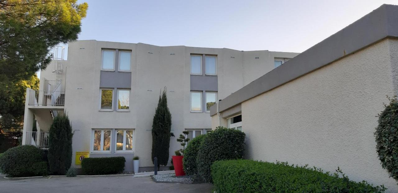 Ibis Arles Hotel Exterior photo